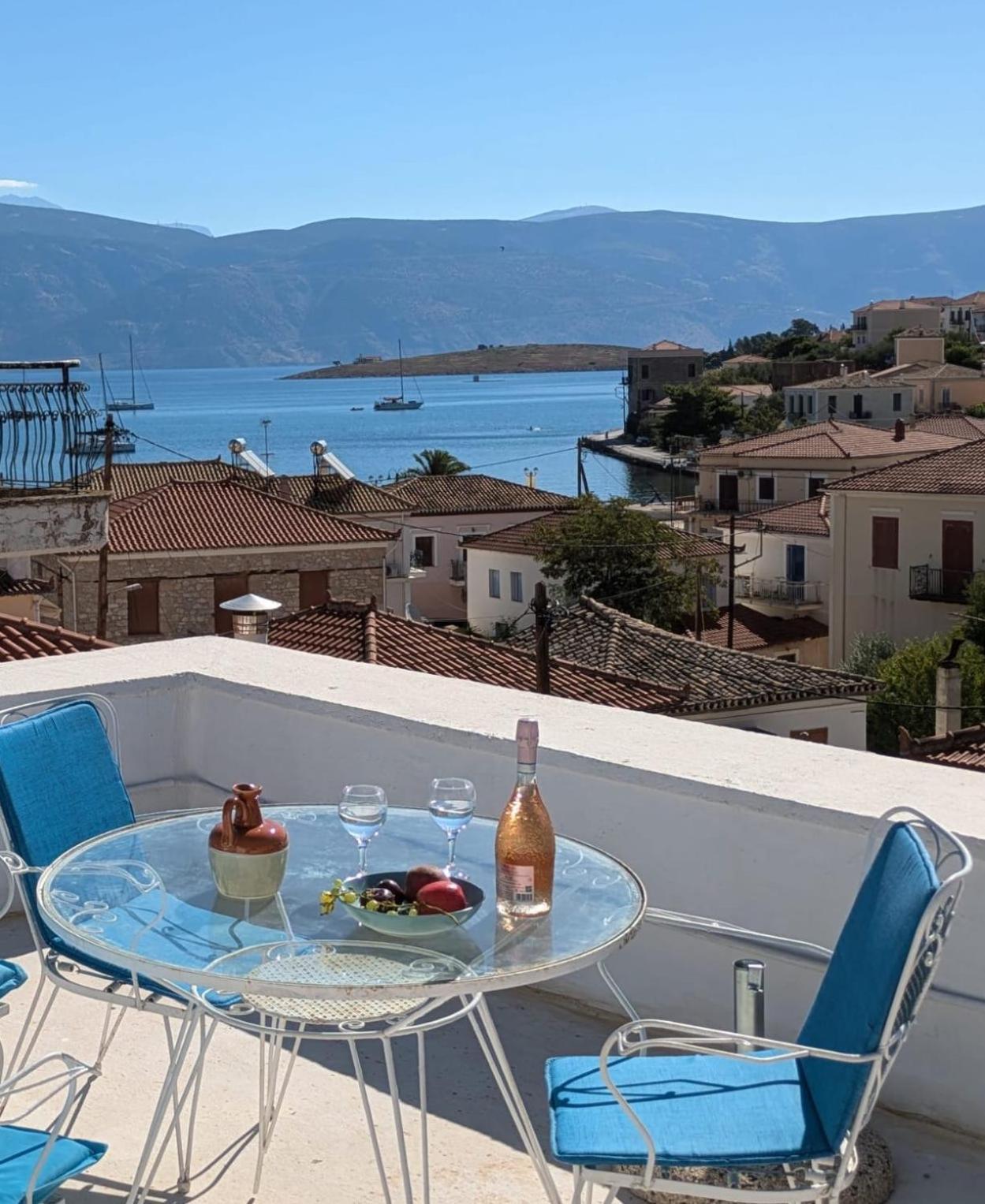 Galaxidi Authentic Rooftop House Eksteriør bilde